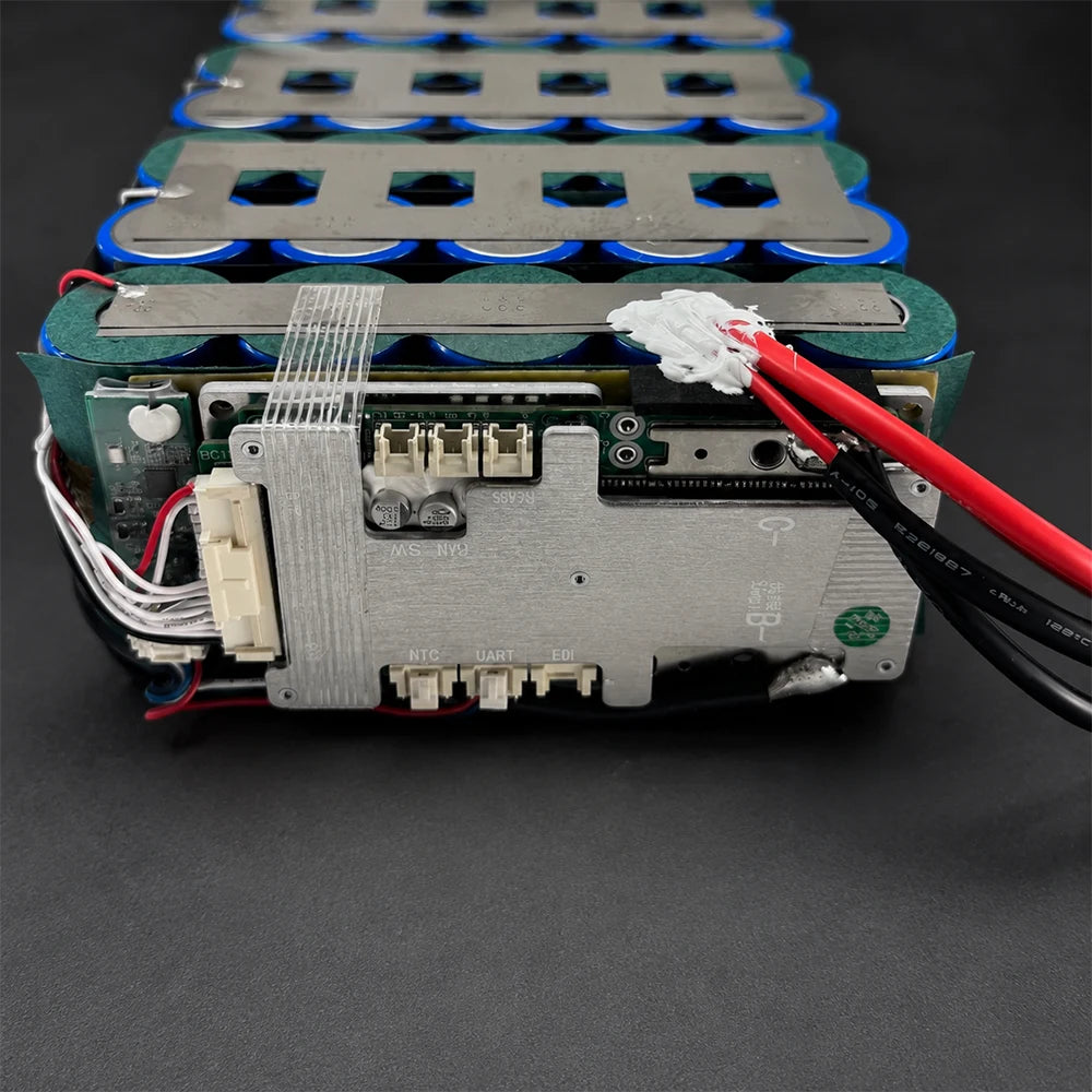 Smart BMS Protection & Heavy-Gauge 10AWG Wiring